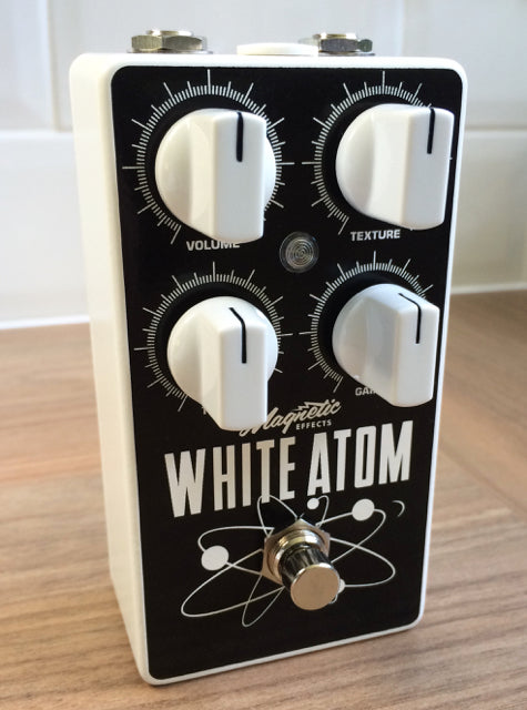 atom pedals Magnetic Effects White Atom